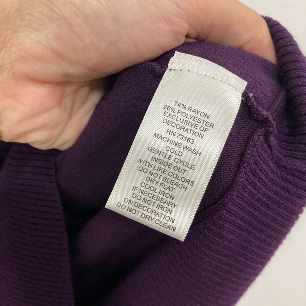 Cable & Gauge Sweater size 3X Purple Round Neck Soft Light Knit Embellished‎ - Picture 7 of 9